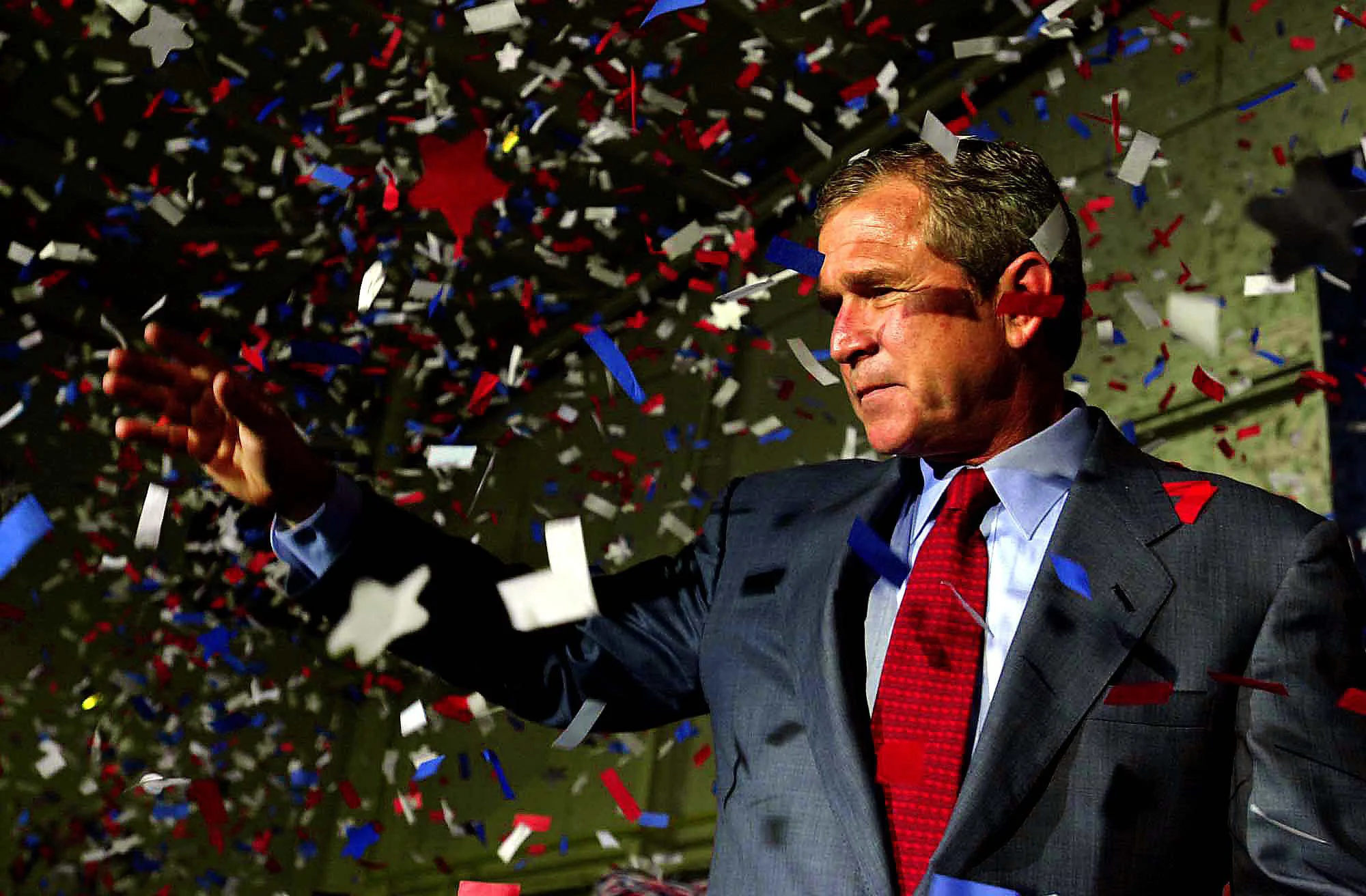 George W. Bush, Republican Presidential candidate, at Million Air Hangar in Owensboro, KY.&nbsp;© Mary F. Calvert/The Washington Times/ZUMAPRESS.com