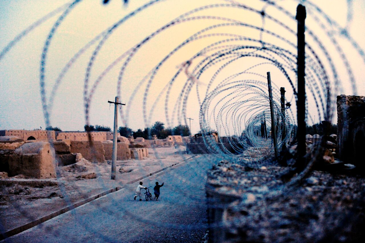 Children playing in the streets of Kandahar, Afghanistan. © Mary F. Calvert/ ZUMAPRESS.com