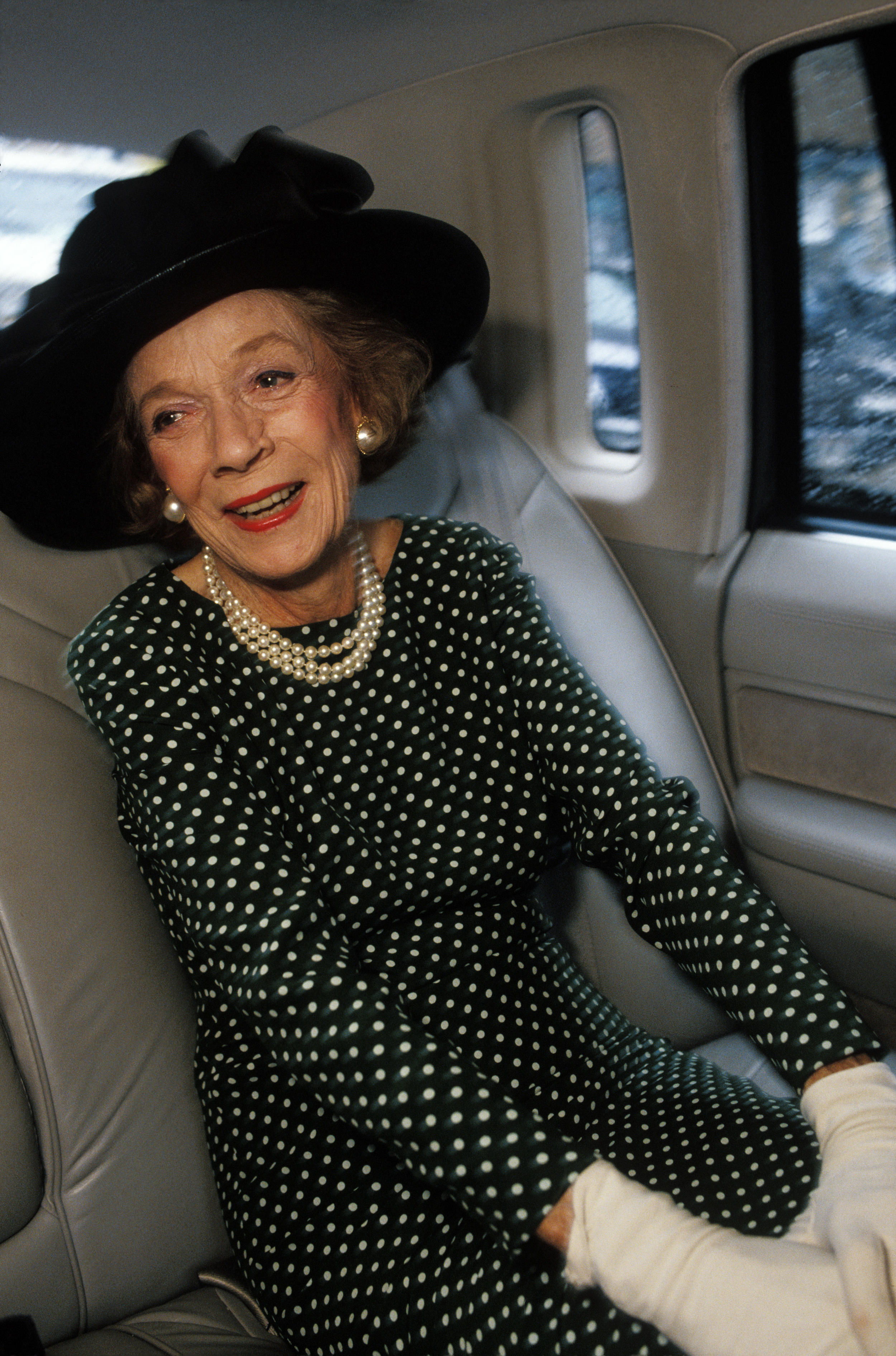 Brooke Astor: White gloves up to her elbows. © Mark Peterson/ ReduxPictures for the New York Times Magazine