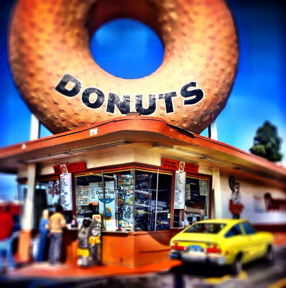    iPhone Work:   &nbsp;  Donut shop in California. © Mark Peterson/   ReduxPictures      