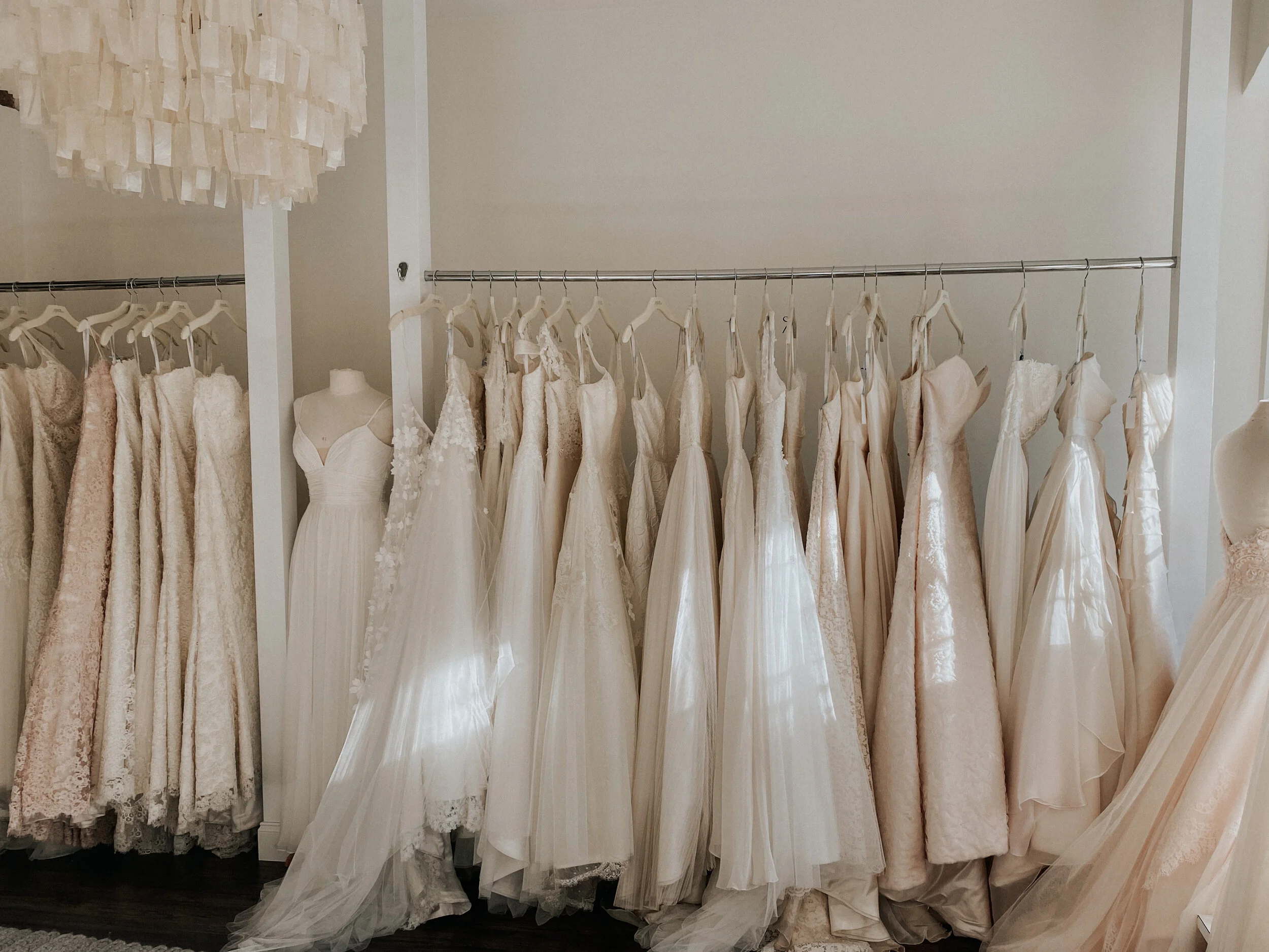 Incredible Wedding Gowns From Modern Trousseau 