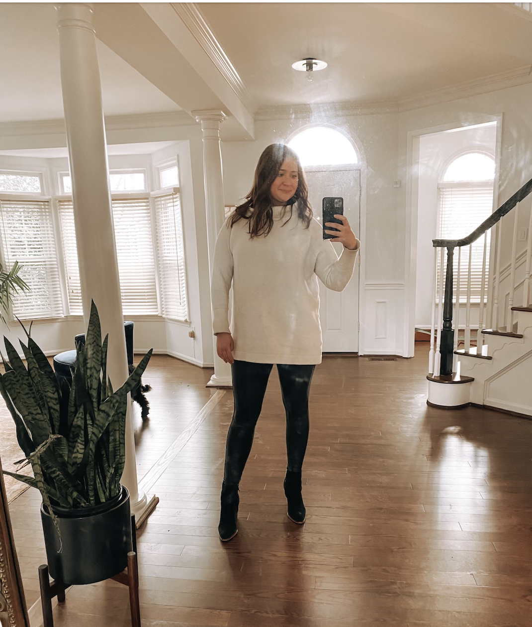 4 Ways to Style Spanx Leather Leggings