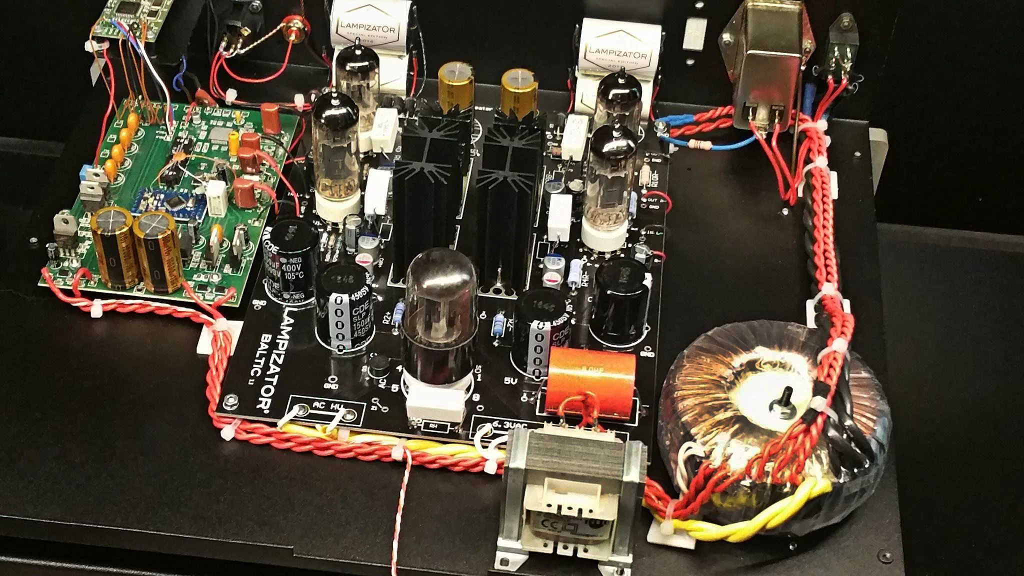 Amber 5 DAC — LampizatOr North America