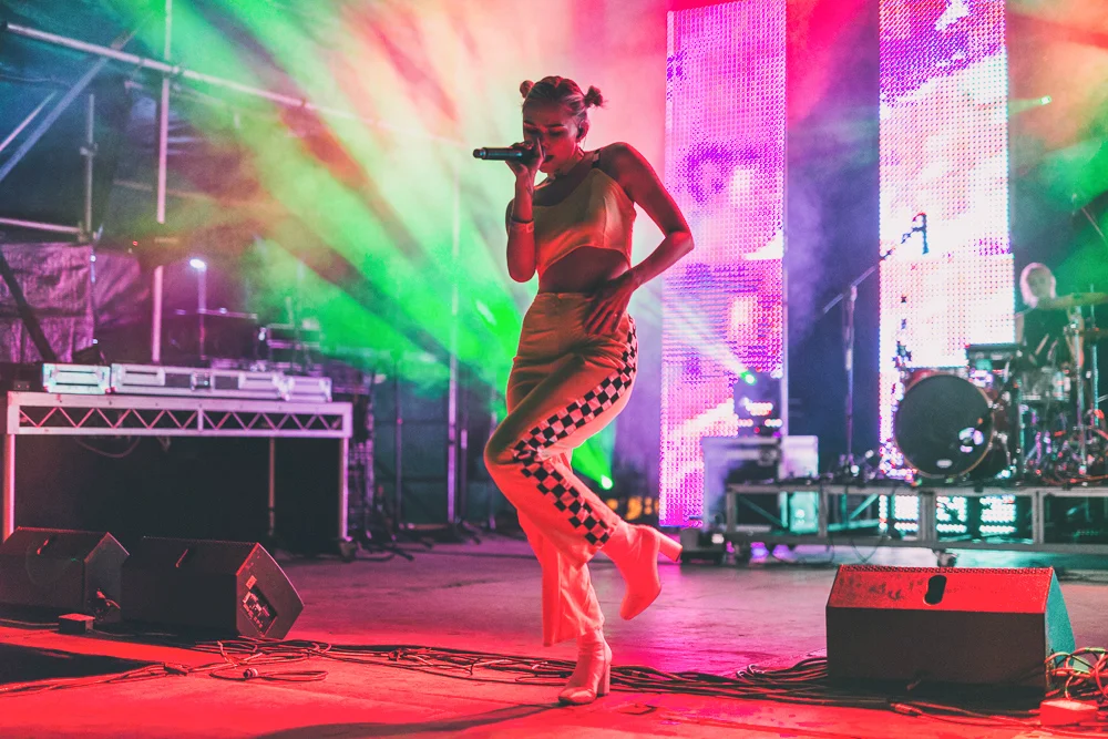 Nicole Millar by Kathryn Farmer | Brisbane live music photographer