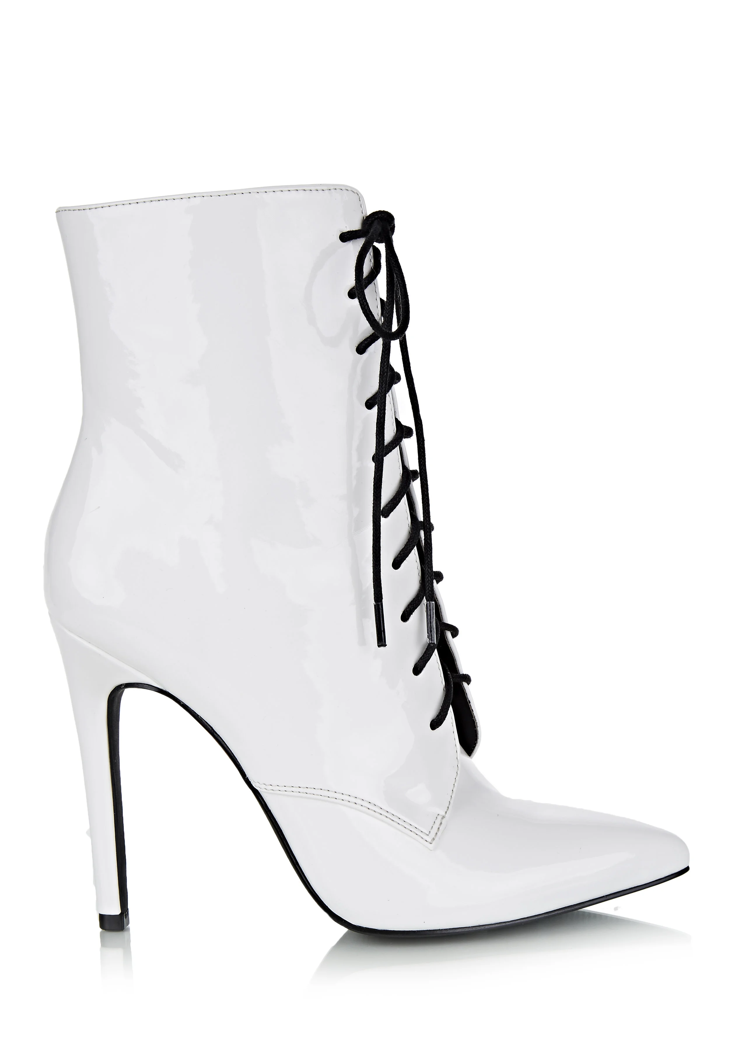 071817_Danielle_Guizio_Shoes_RF7718.jpg