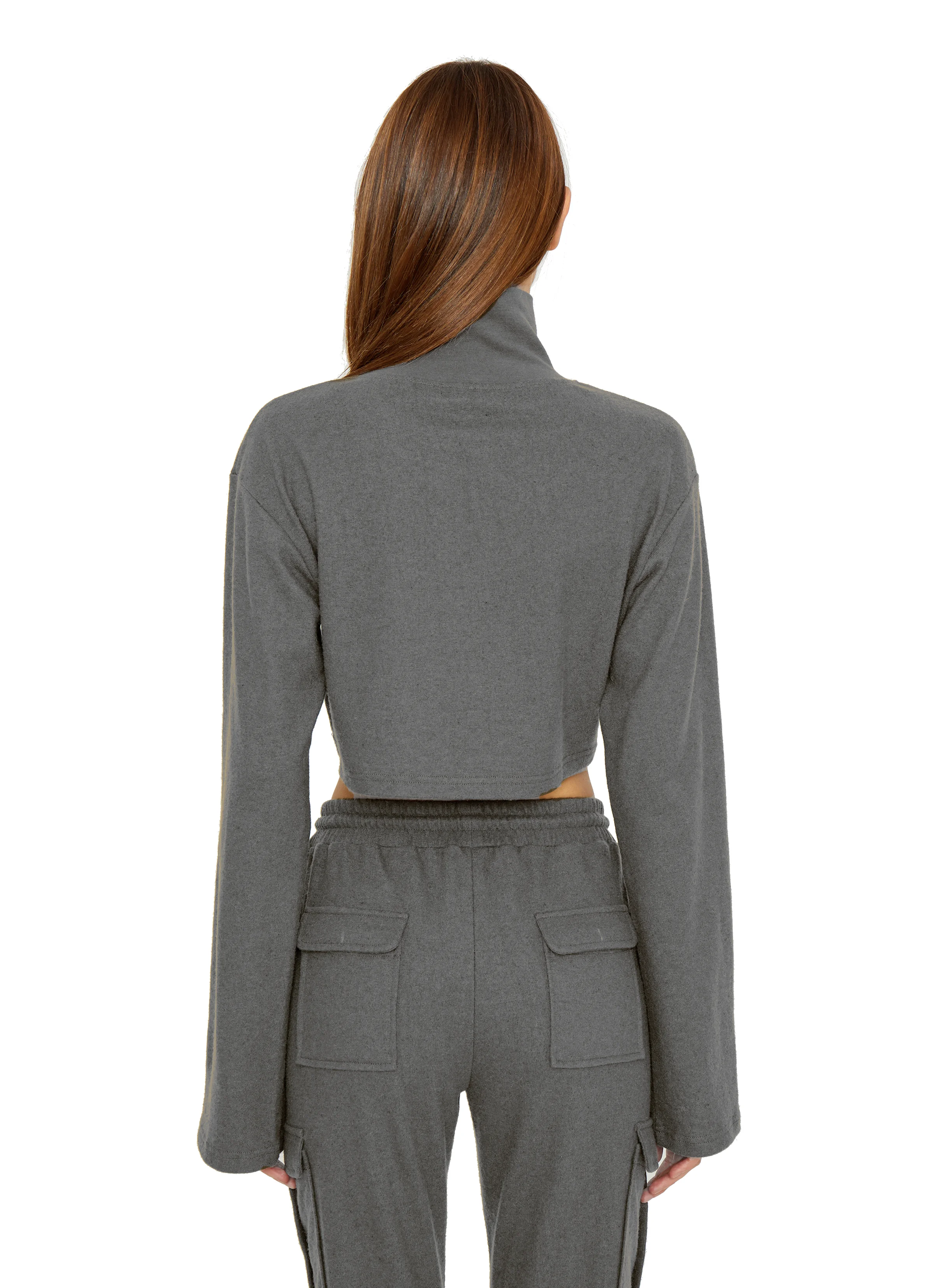 GRAYSUIT_1_3.jpg