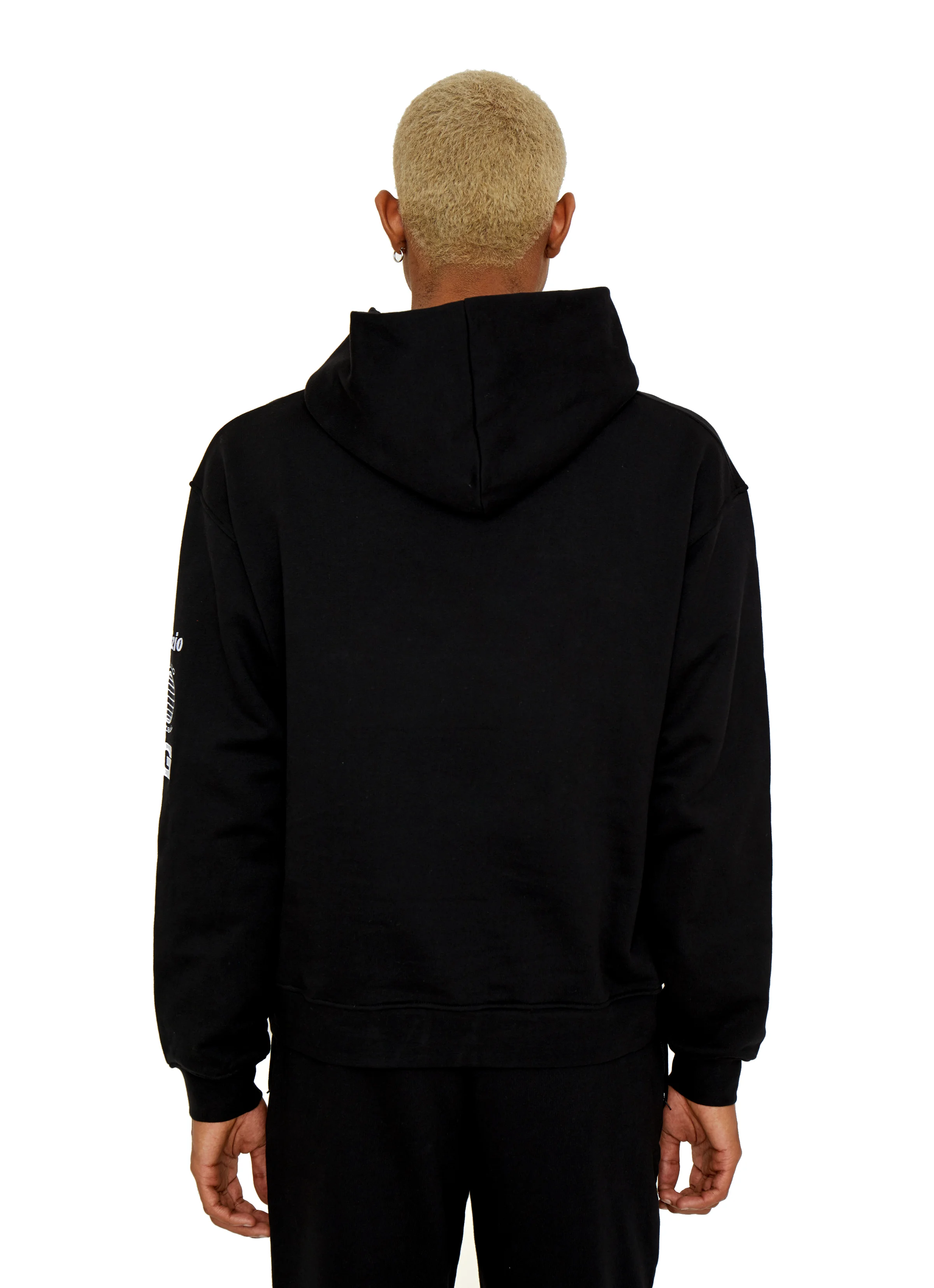 GUIZIOGLOBAL_Black_1_4.jpg