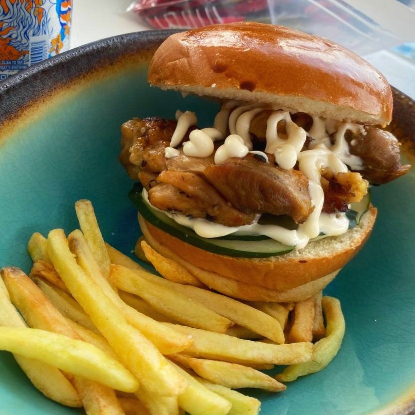 Pulled Pork Burger with Fries