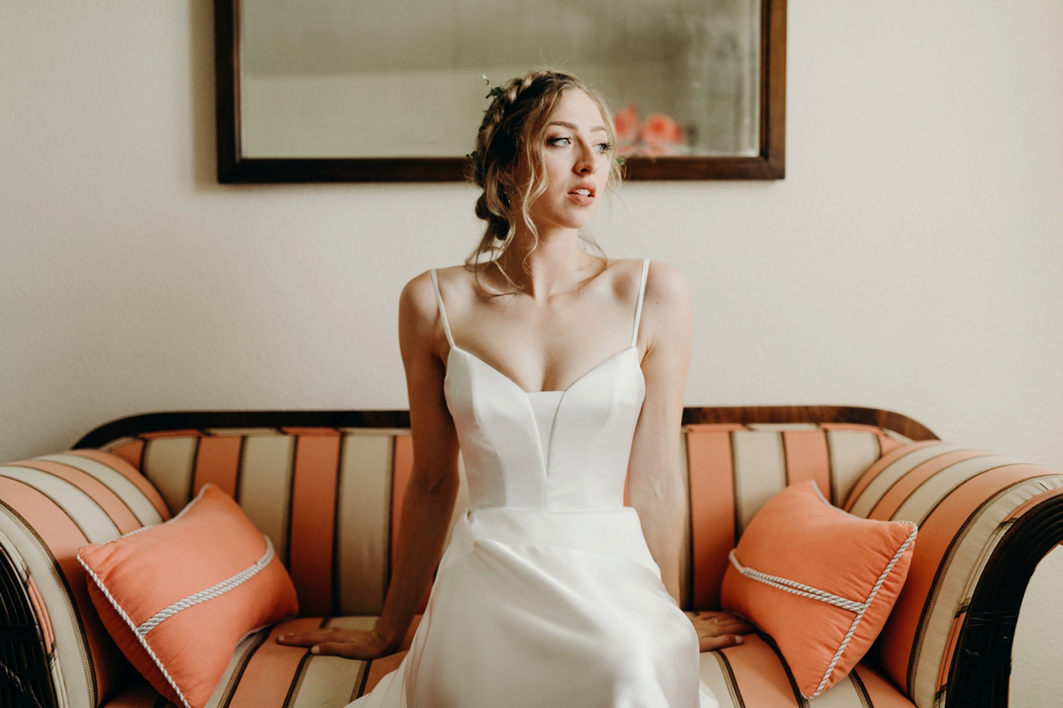 5F7A3737_Gorgeous and Modern Orange County Wedding.jpg