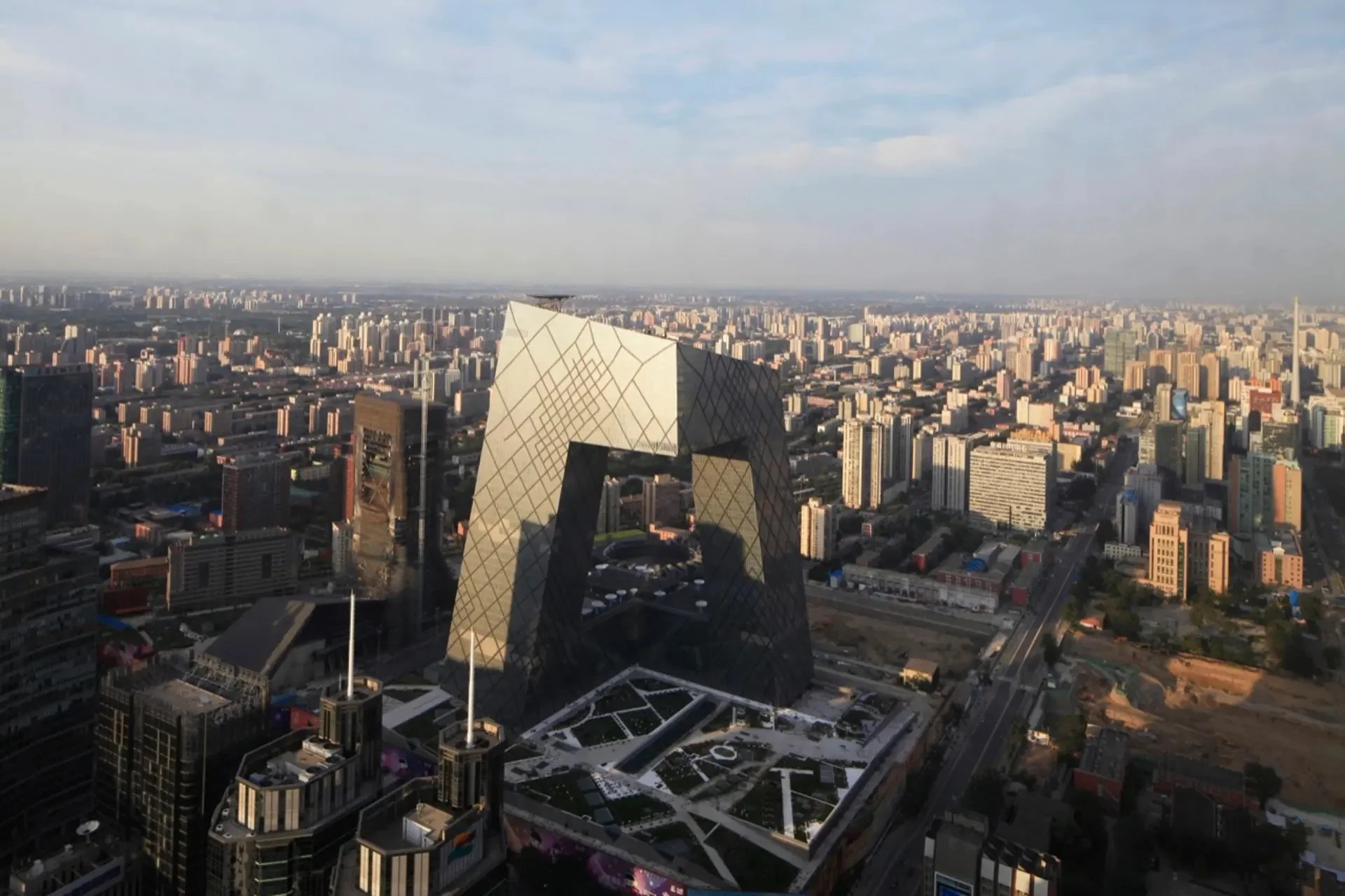 建筑风格｜探索解构主义建筑的奇妙世界 — EasyRef | 部落格 | 最纯粹的建筑教程