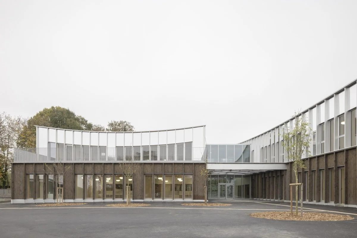 紫罗兰学校集团（Les Violettes school group）