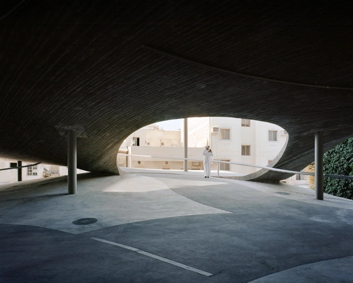 巴林停车场的珍珠小径（Bahrain Car Park for the Pearl Path）