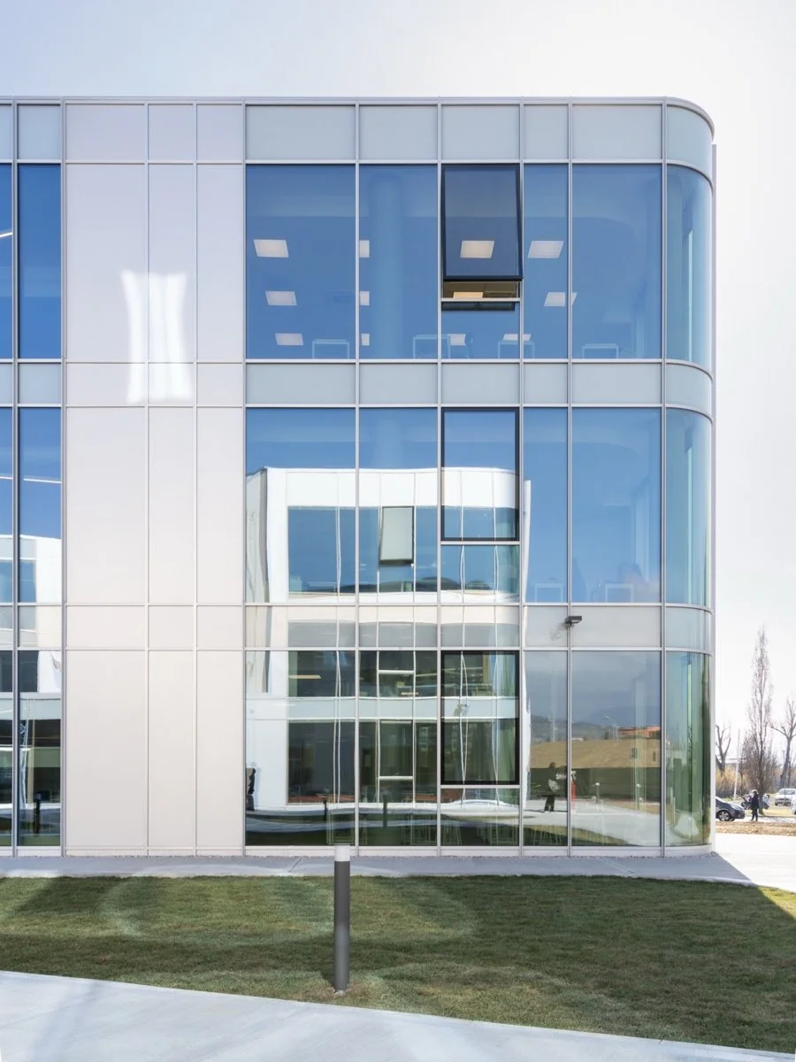 A.M 恩里克斯·阿尼奥莱蒂中学 塞斯托·菲奥伦蒂诺（A.M Enriques Agnoletti”High school of Sesto Fiorentino）