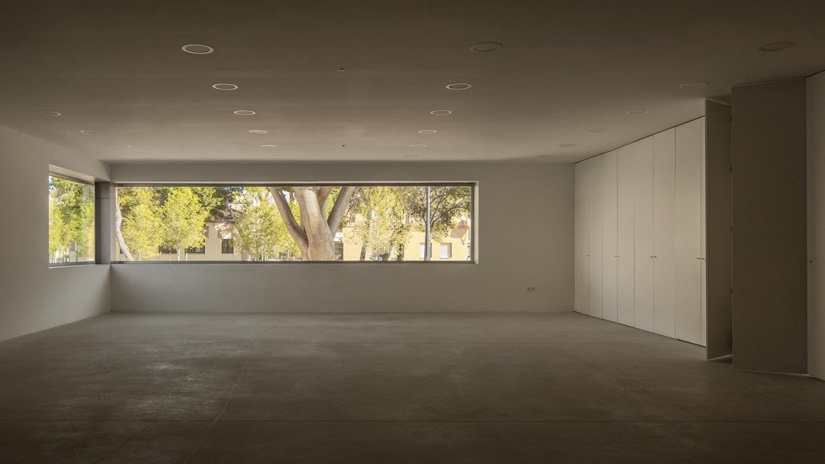 阿尔曼萨公园（Almansa Park）