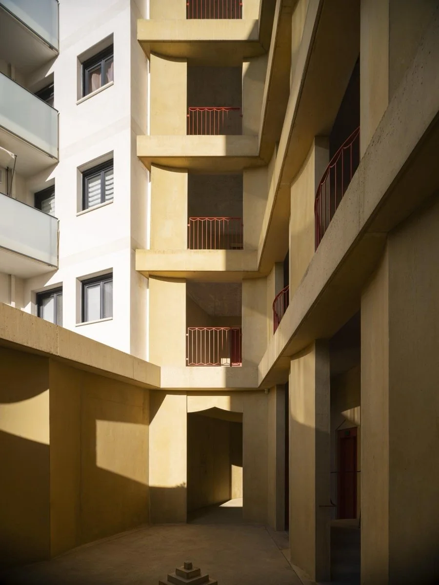 16套社会住宅单元（16 social housing units）