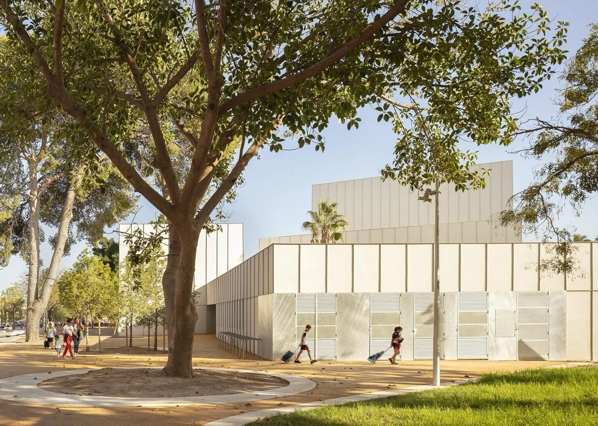 阿尔曼萨公园（Almansa Park）