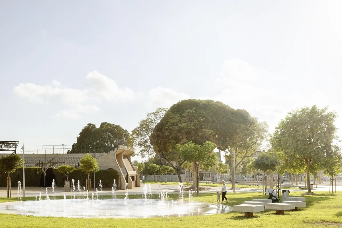 阿尔曼萨公园（Almansa Park）