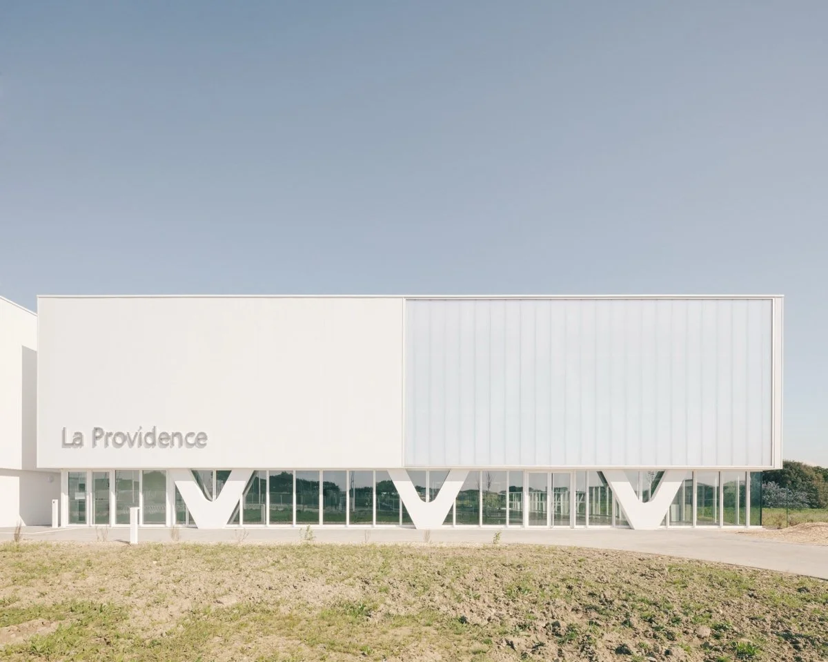 LA PROVIDENCE High school