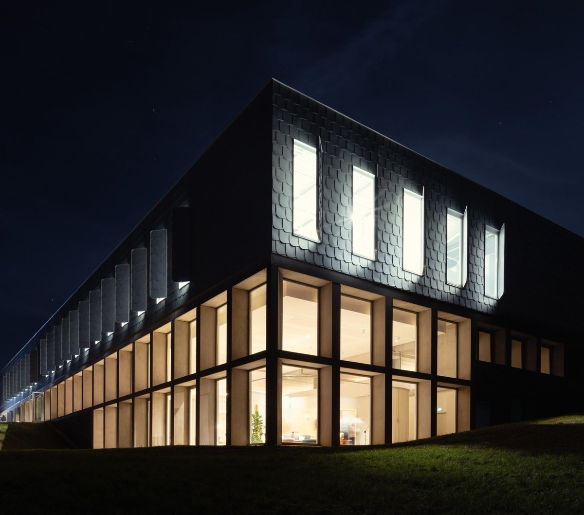 ALKI 合作社新总部（New Headquarters of the ALKI Cooperative Society）