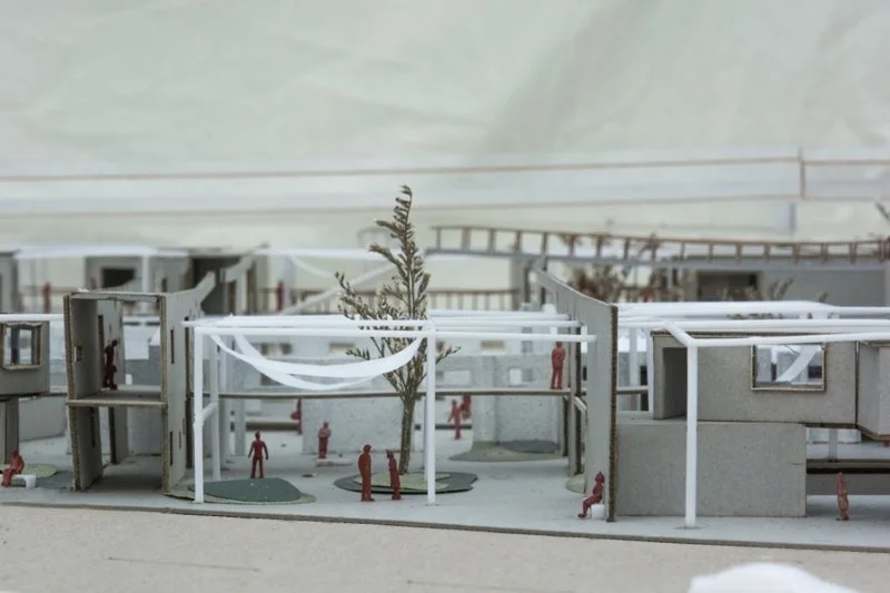 寄生、附生、共生 ── 新舊空間的纏繞性