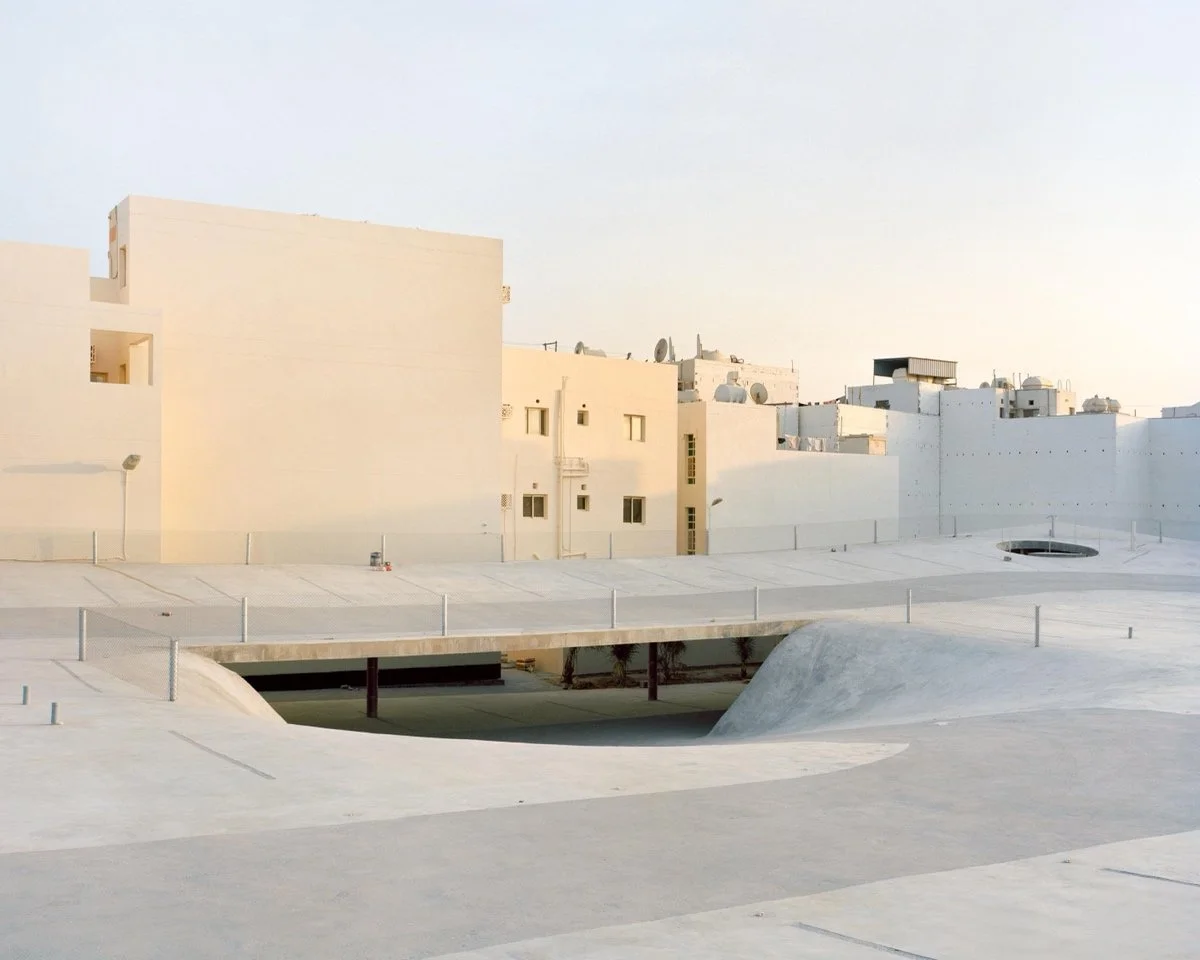 巴林停车场的珍珠小径（Bahrain Car Park for the Pearl Path）