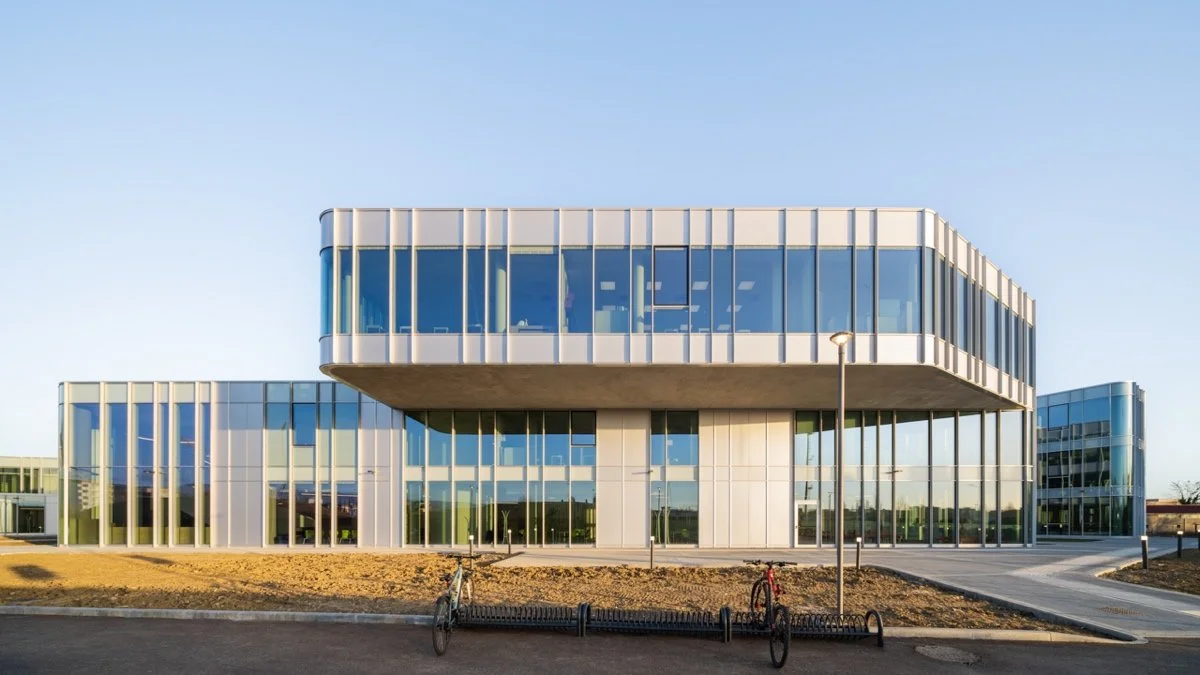 一所学校，亦是一座城市客厅｜佛罗伦萨都市科学高中设计