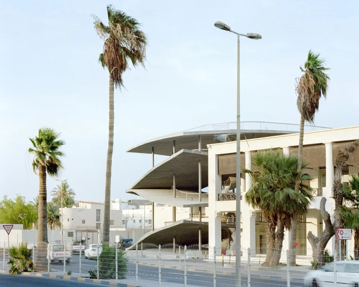 巴林停车场的珍珠小径（Bahrain Car Park for the Pearl Path）