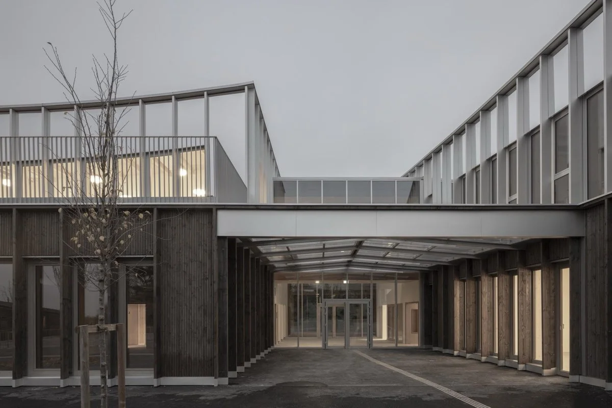 紫罗兰学校集团（Les Violettes school group）