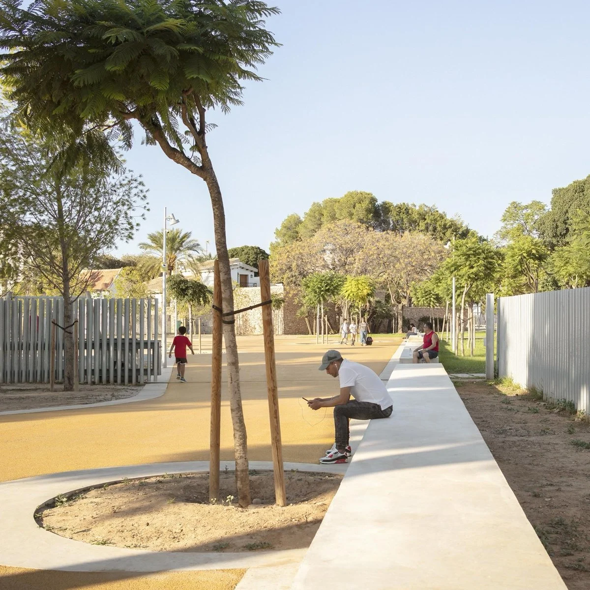 阿尔曼萨公园（Almansa Park）