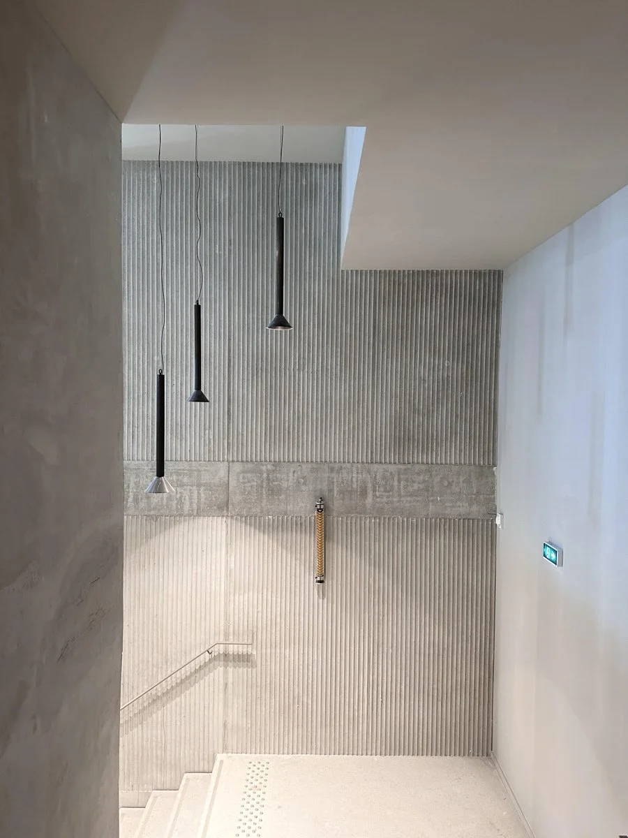 达罗·拉西仁展馆和玛德琳·佩莱蒂青年住宅（Dareau La Sirène Pavilion and Madeleine Pelletier Youth Residence）