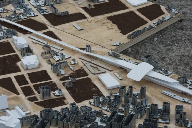 寄生、附生、共生 ── 新舊空間的纏繞性