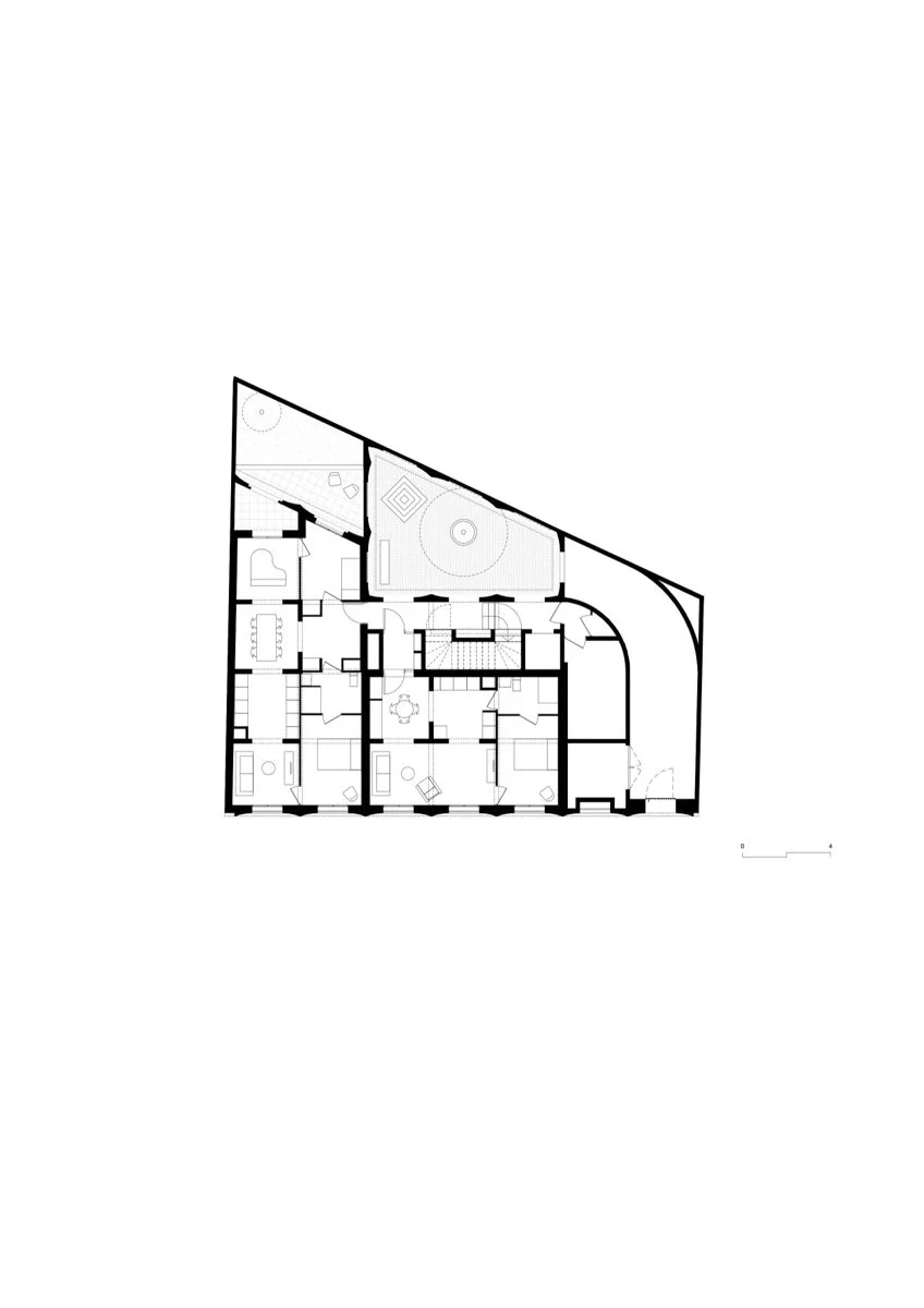 16套社会住宅单元（16 social housing units）