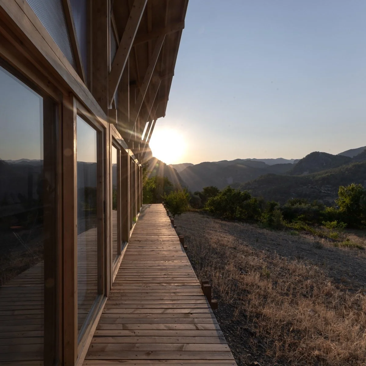 双面住宅（Two-Face House）