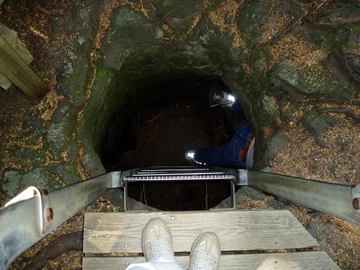 Aug. 2006 - Ape Cave