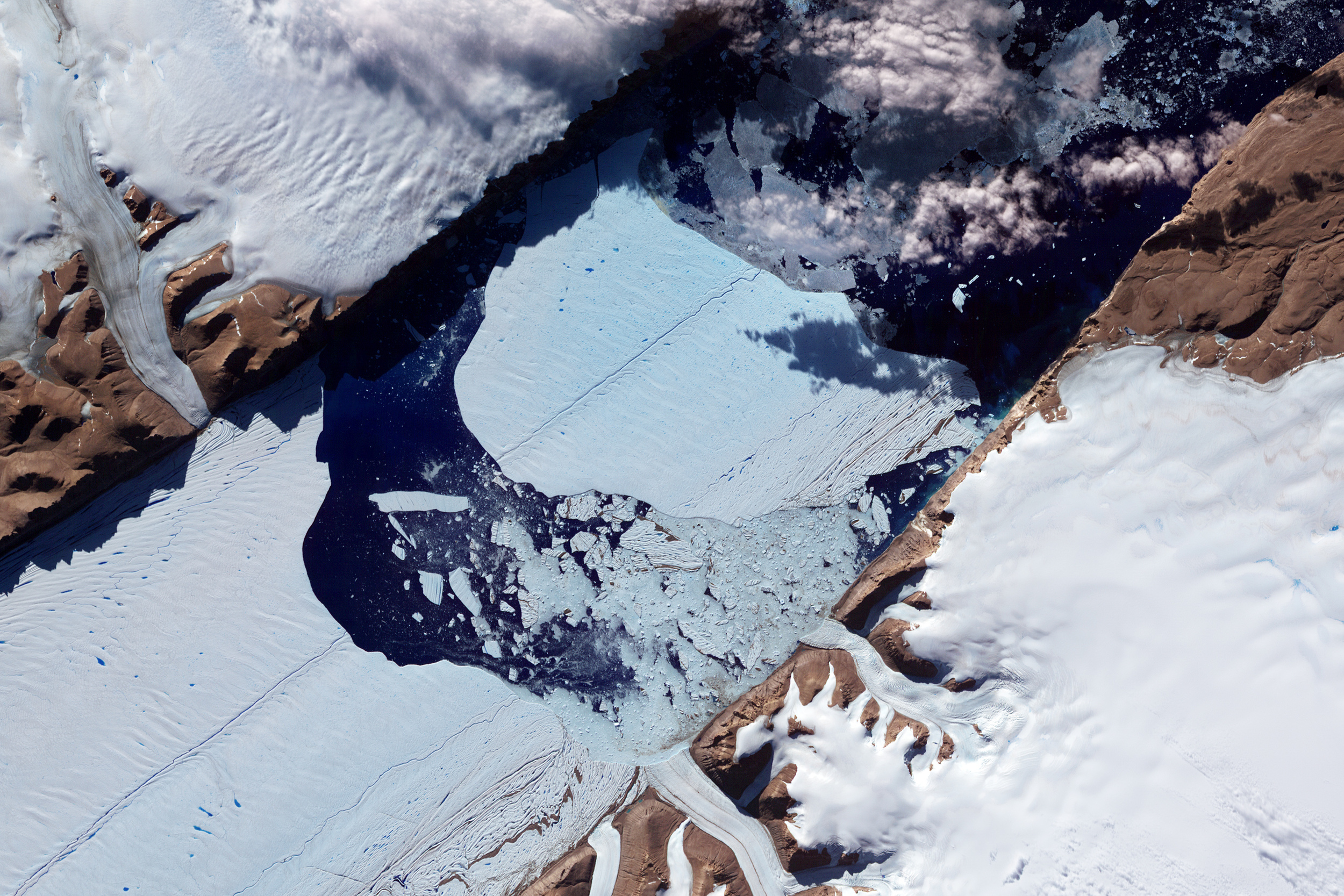 Credit: NASA Earth Observatory image by Jesse Allen and Robert Simmon, using data from NASA/GSFC/METI/ERSDAC/JAROS,
