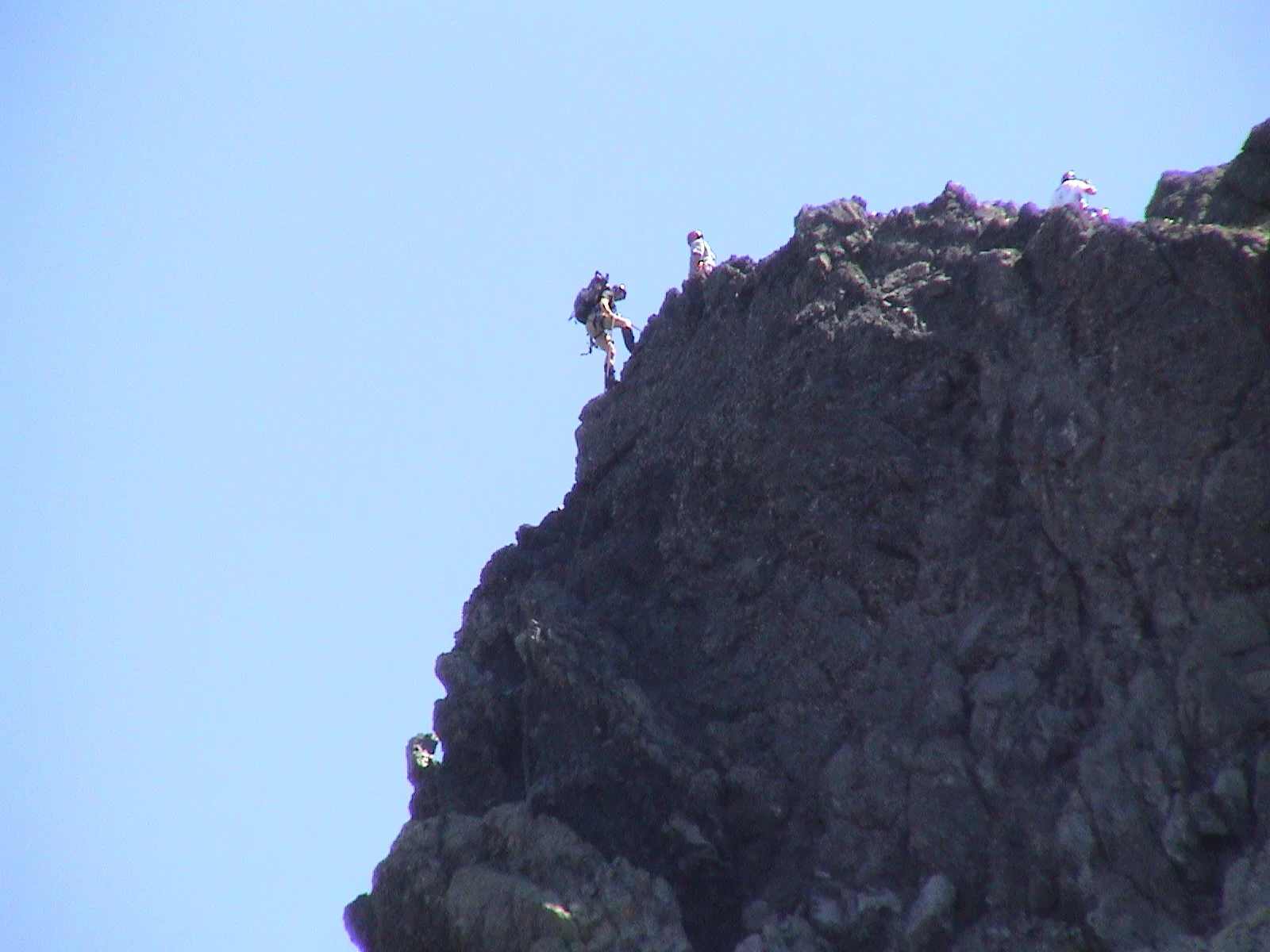 Washington 2005 066 - the rappel off the summit block-144.jpeg
