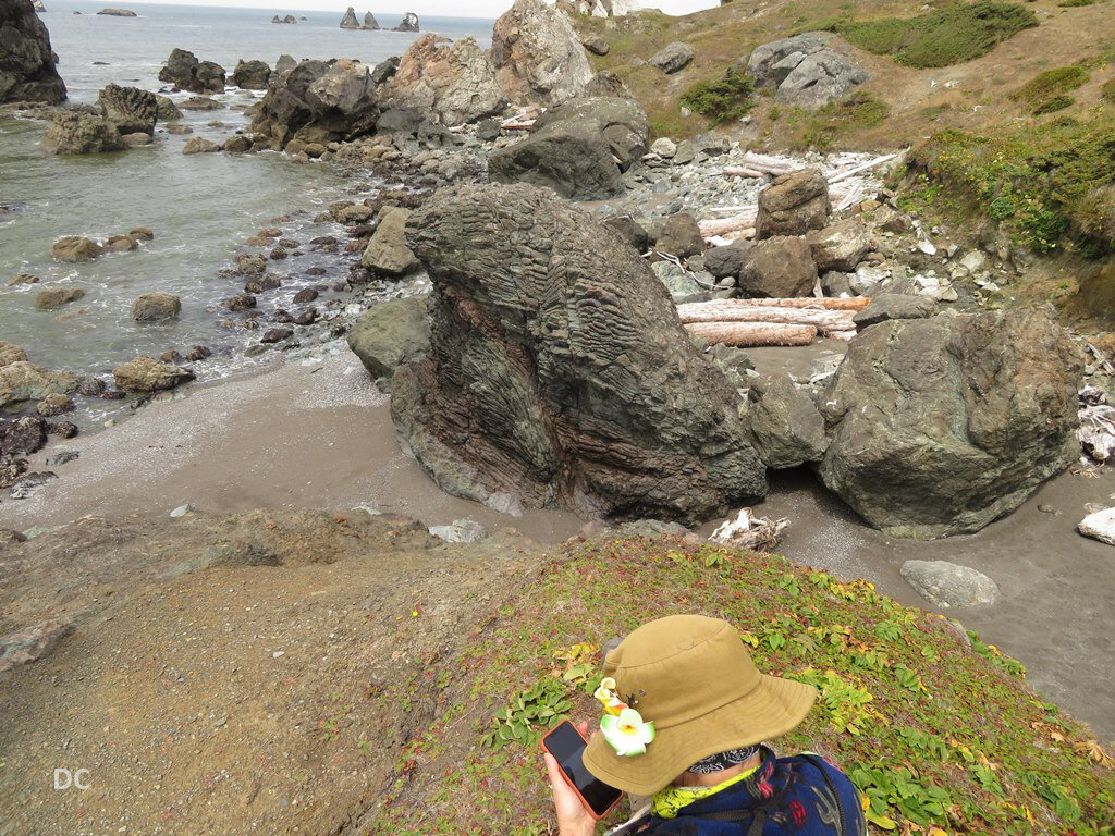  Denny took this picture of my hat with the Jurassic chert rock for scale. 