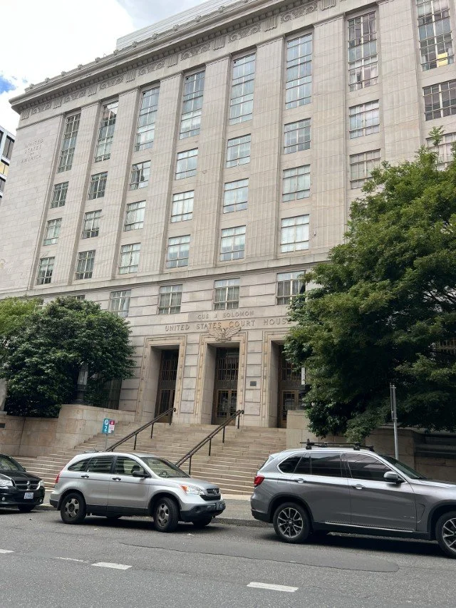  The old courthouse is faced in deep-drilled hammerface sandstone 