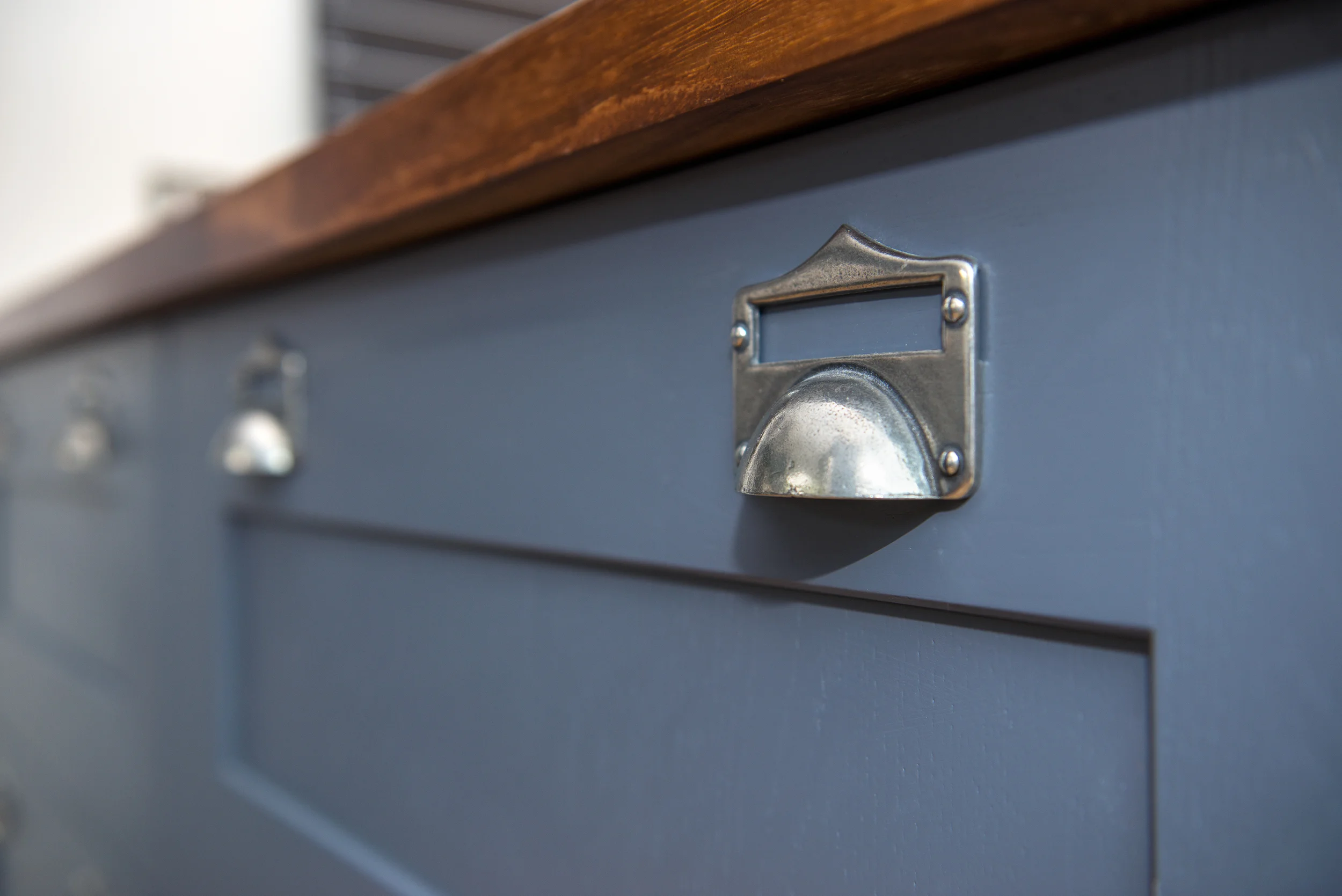 Victoria Road cupboard3.jpg