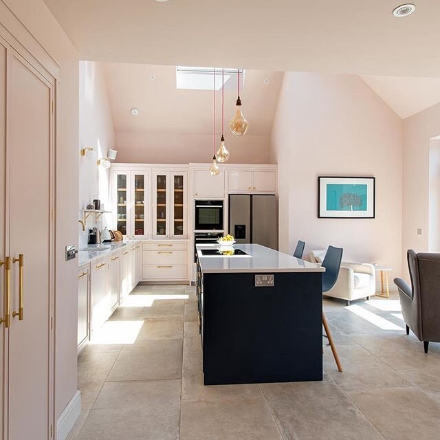 Been a hectic week this week. We&rsquo;re fitting 3 kitchens in London, 1 in Canterbury and 1 on the beach. All are starting to look amazing! We&rsquo;re back at it tomorrow (Saturday 😱). The summer is normally our busiest time of year, but I think 