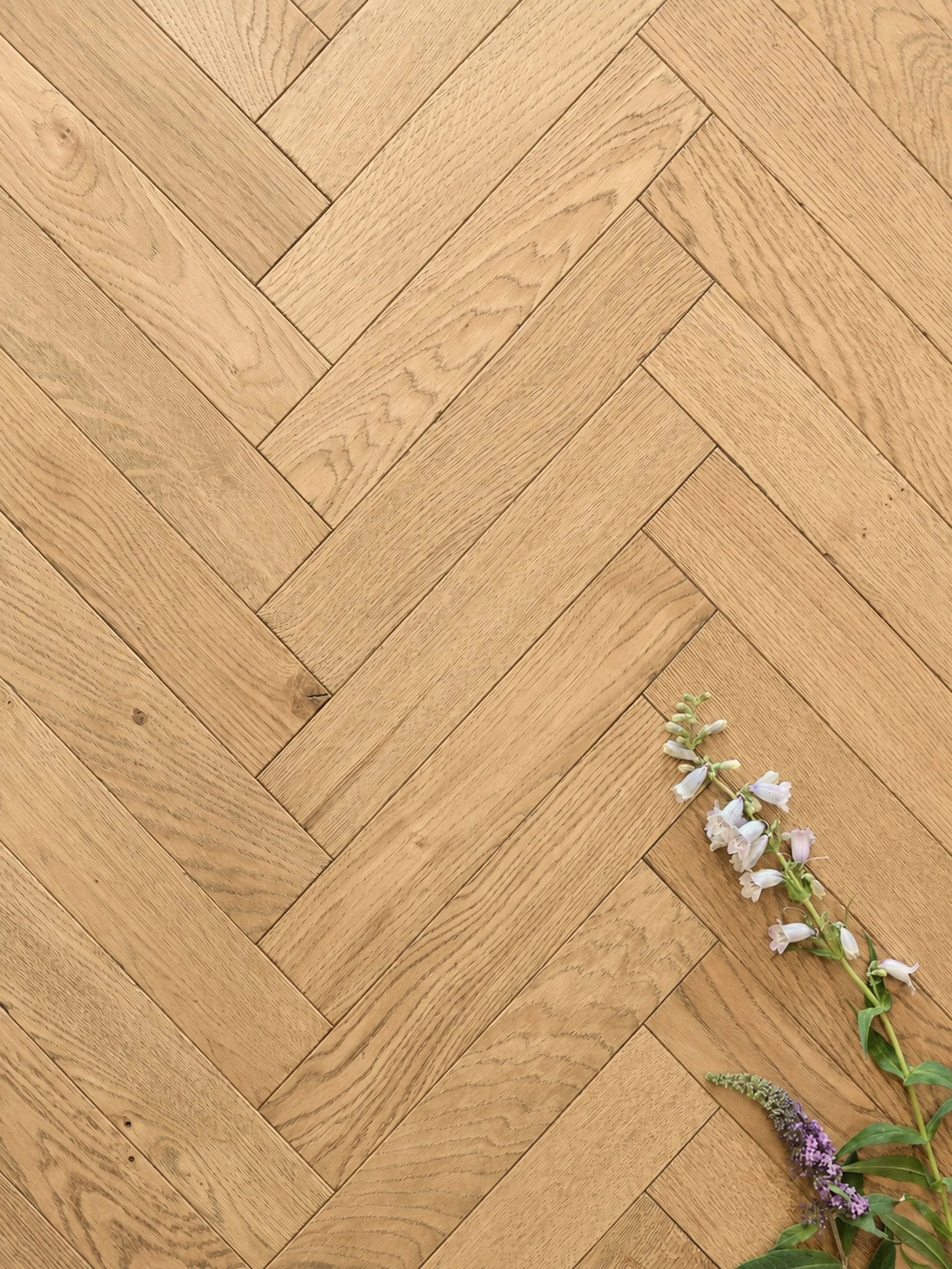 Tumbled Herringbone Oak Flooring