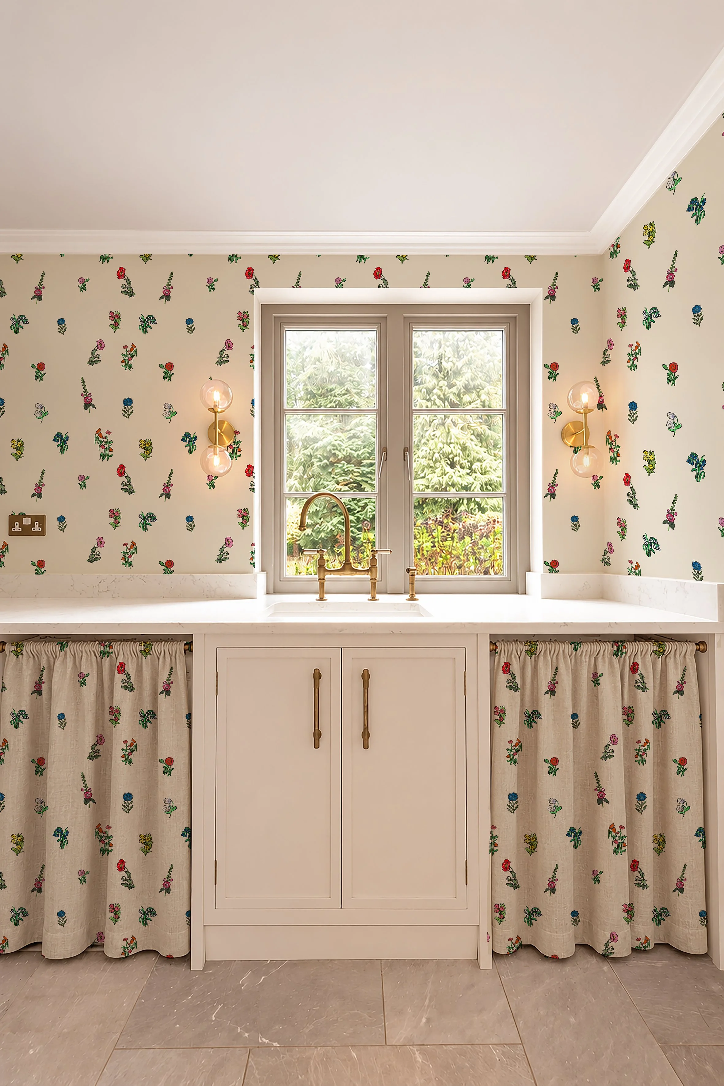 bloomsbury wallpaper and fabric in laundry room.jpg
