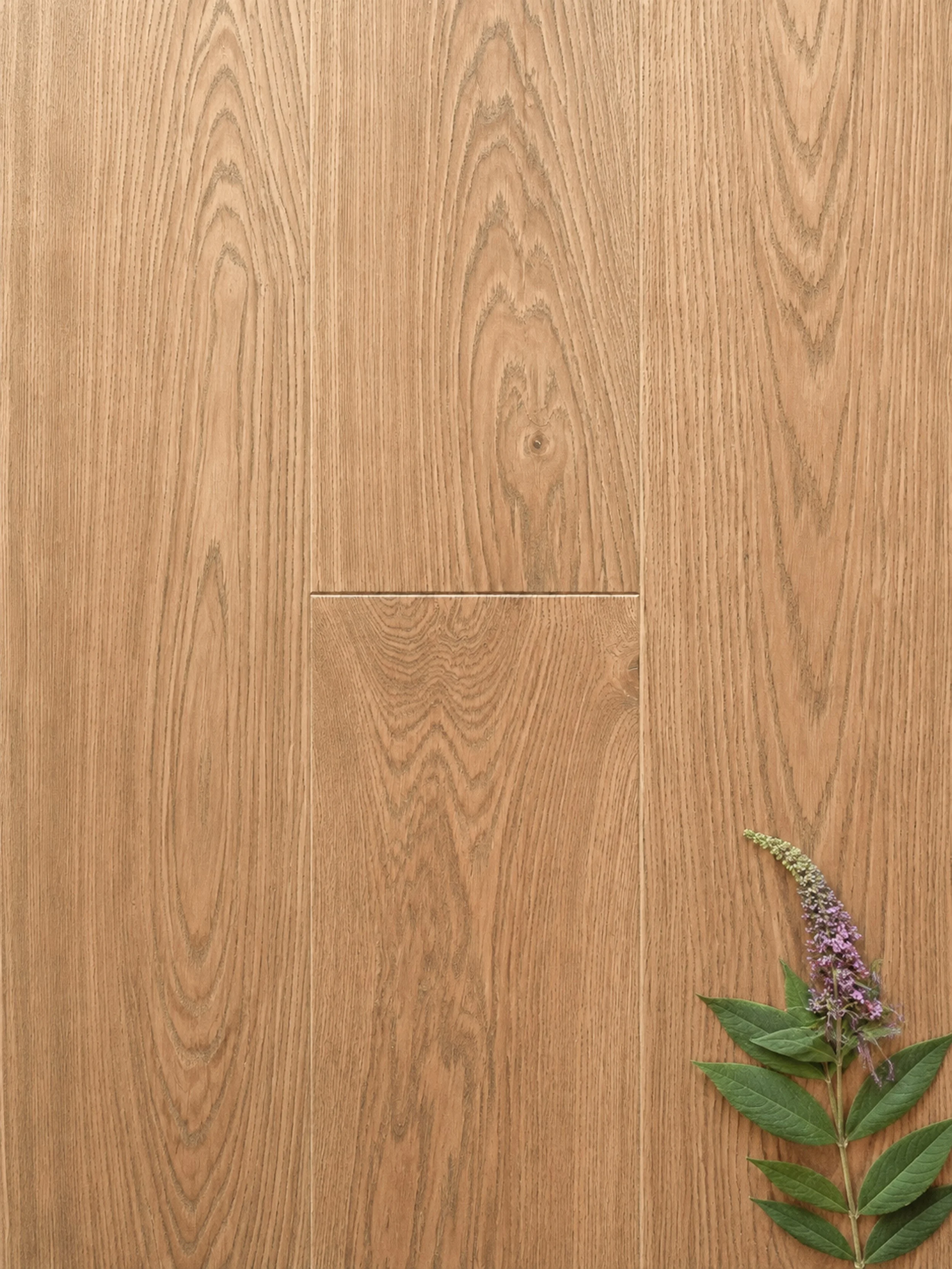 Wide Plank Oak Flooring