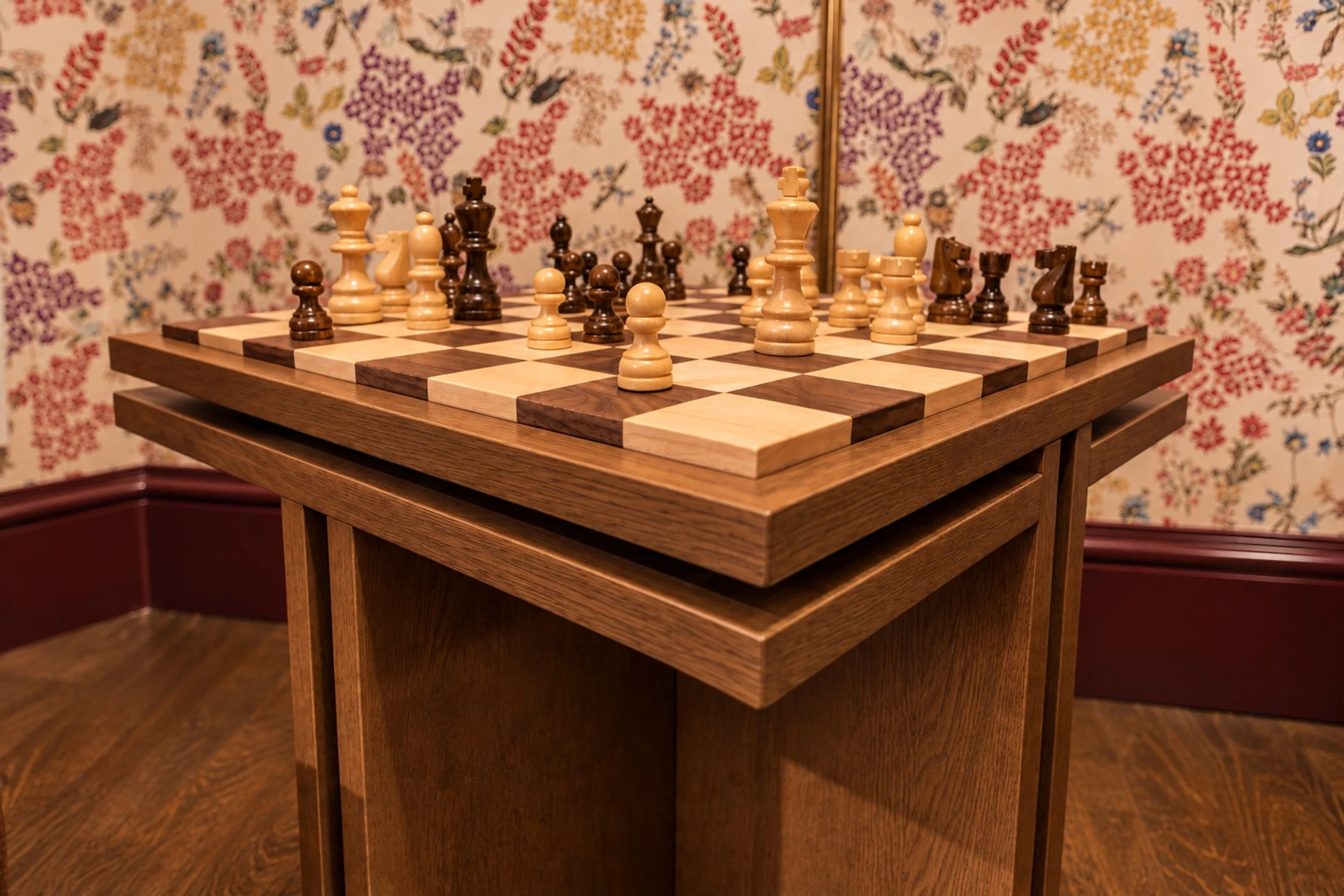 ChessTable9_cleaned.jpg