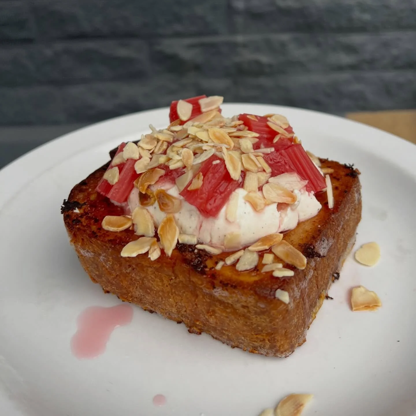 We had two days of nice weather in Sheff so obviously we changed the menu 🌞 it&rsquo;s the last few weeks of Yorkshire Forced Rhubarb season so we&rsquo;re making the most of it. Plus blood oranges! Ask Chef Andrew about blood oranges, we reckon he&