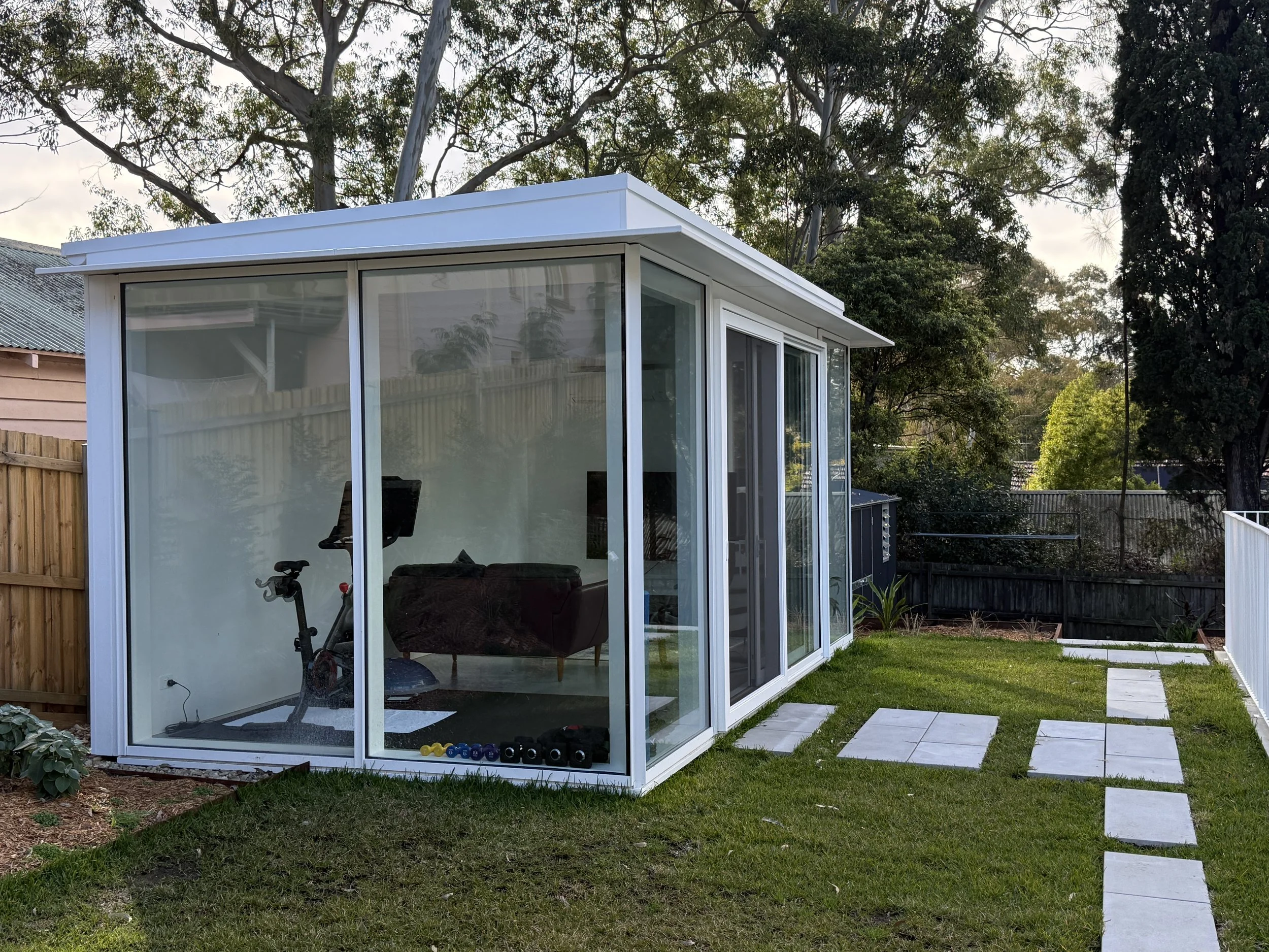 Lane-Cove-04-Pool-house.jpg