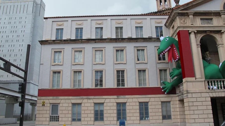 Side-View-1-Full-Building-2_905.jpg