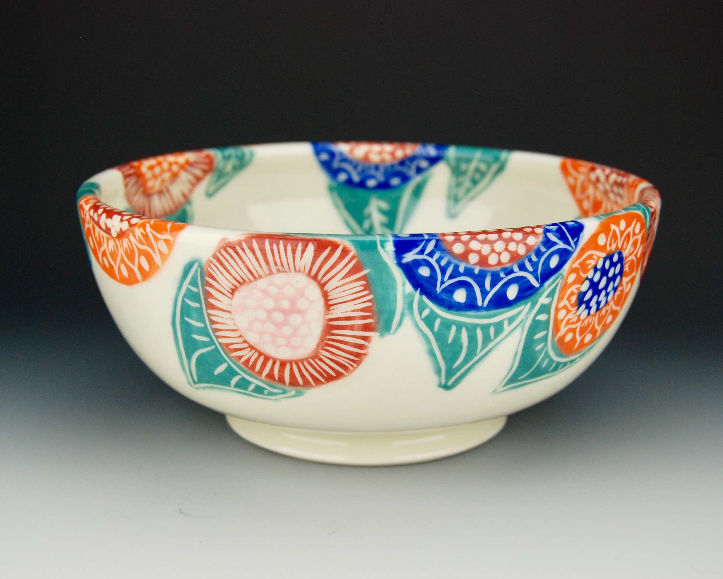 Floral serving bowl