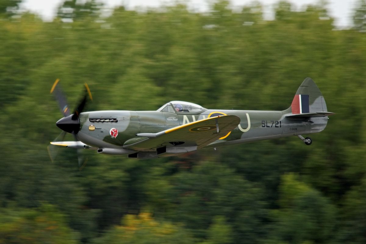 Supermarine Spitfire Mk XVI