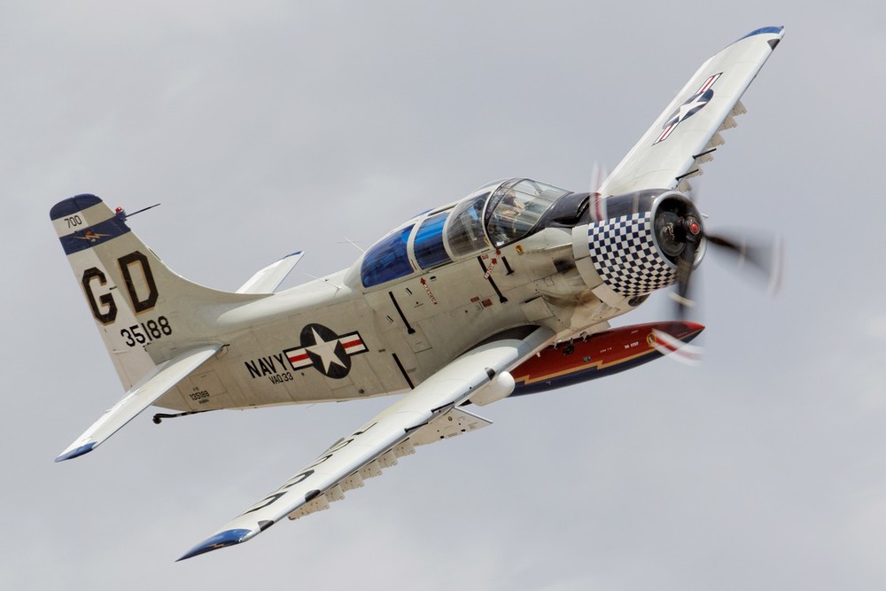 Douglas A-1E Skyraider - Collings Foundation